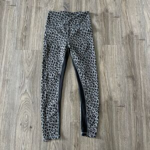 All Fenix Womens Size XS  Leggings Leopard Camo Gray Black High Rise Yoga Pants
